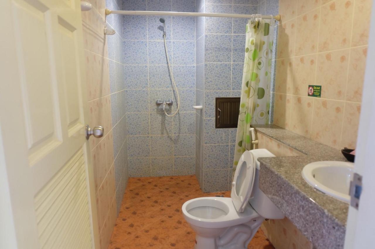 Baantonkhaokata Hotel Εξωτερικό φωτογραφία